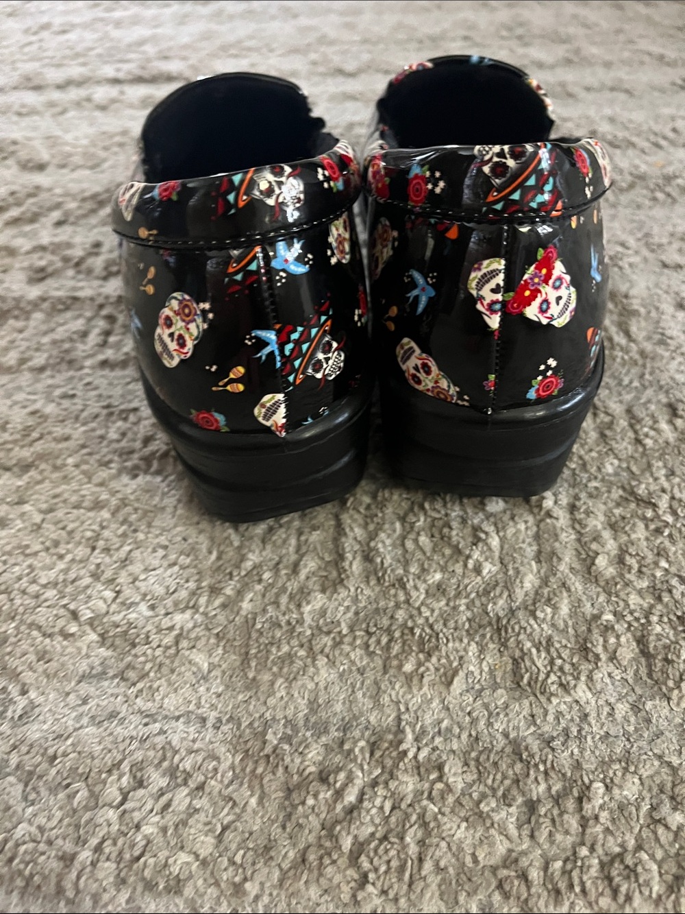 EasyWorks Black Slip-On Happy Skulls Day of the Dead Professional Clog 7.5W - Picture 6 of 11